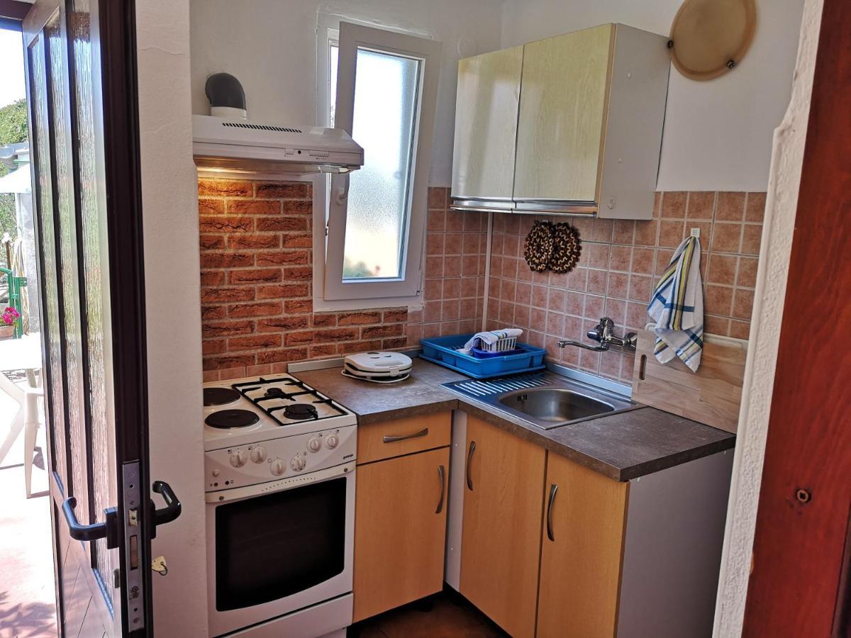 Apartment Zelina Mali Losinj Exterior photo