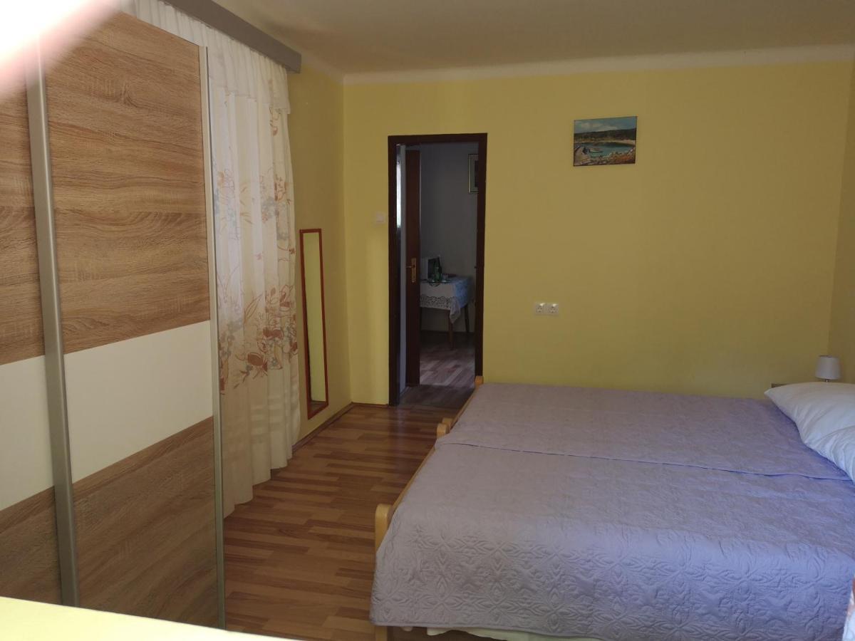 Apartment Zelina Mali Losinj Exterior photo