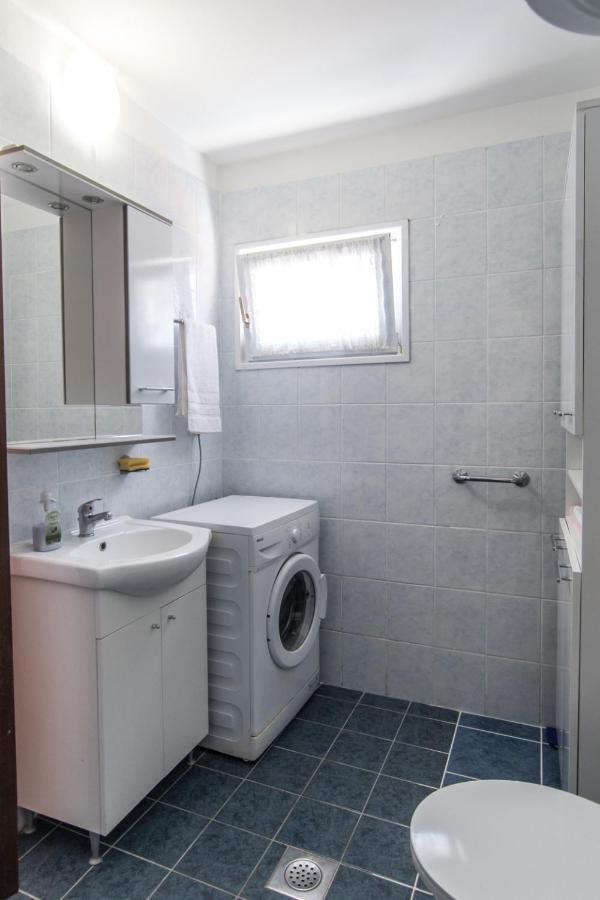 Apartment Zelina Mali Losinj Exterior photo