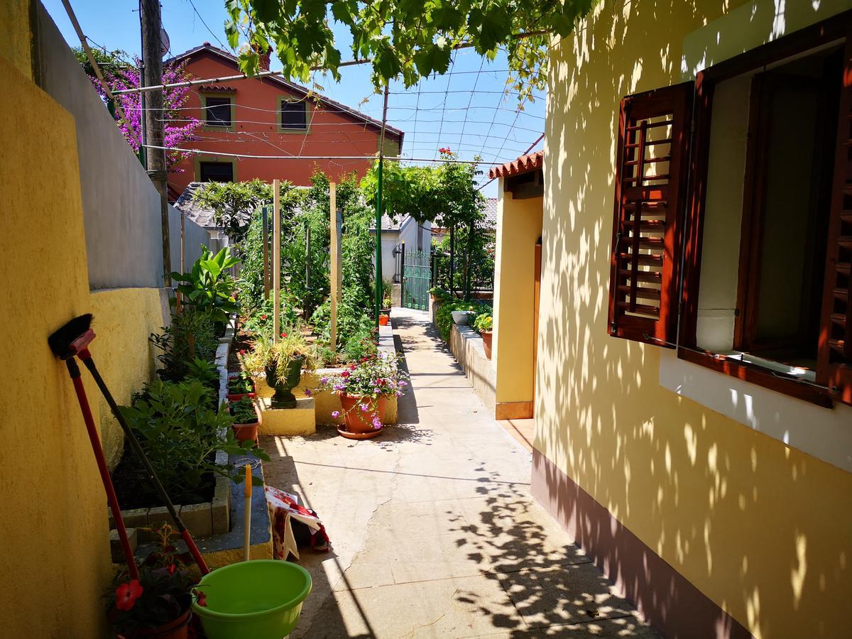Apartment Zelina Mali Losinj Exterior photo